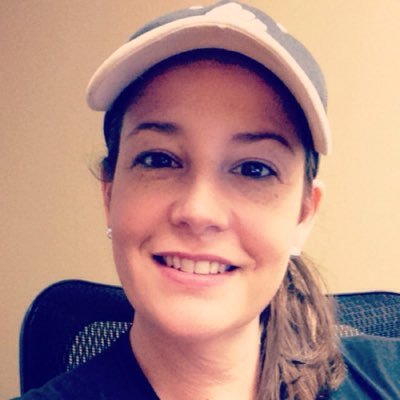 tinanales's profile picture. 