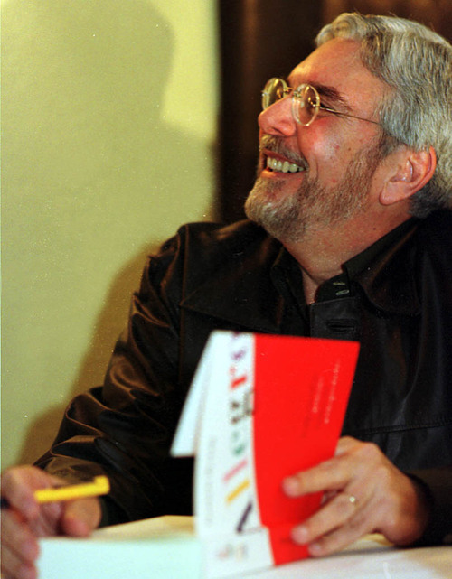 Escritor, jornalista, editor