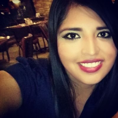 Licenciada en Ciencias de la Comunicación , especialista en Mercadotecnia, amo mi libertad, no soy perfecta pero me gusta como soy ..