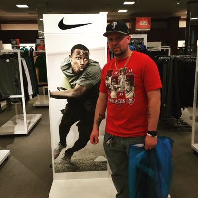 Niceguyrob87's profile picture. Hey Ladies and Gentlemen, I'm Rob 34 Male from Northeast Philly. I'm a big Philadelphia Sports Fans If you want to know more send me a message.