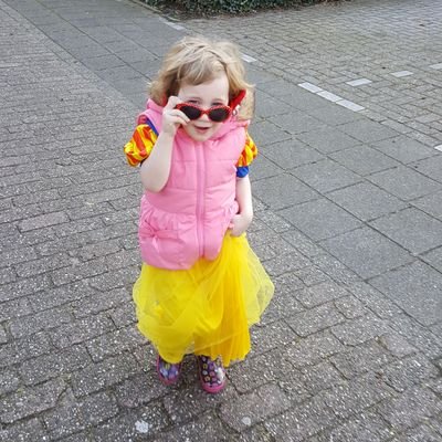 jenmobiel's profile picture. 