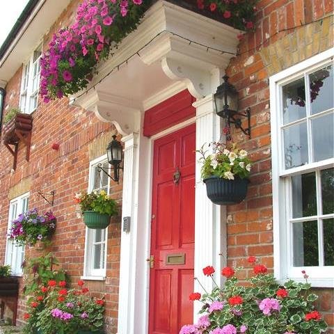 We are an independent therapeutic resource, providing a range of specialist services for people with learning disabilities aged 18 or above.