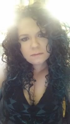 AshAlexAbb85's profile picture. 