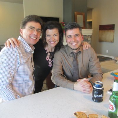 helmetthead's profile picture. Got any projects?