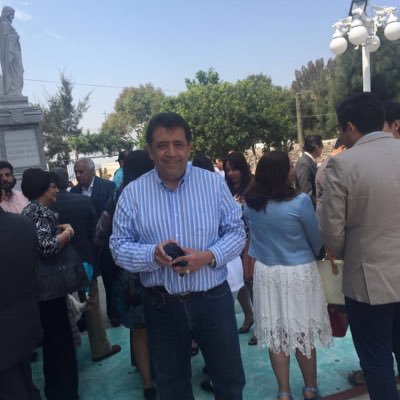 Licenciado en Ciencias Políticas y Administración Pública por la UNAM. Presidente Municipal de Apatzingán.