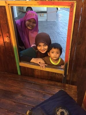 I Love Zainab bt Yunus & Wan Hussin Bin Wan Ghani... Done...
