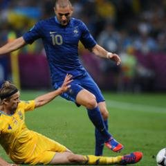 École Normale Supérieure élève, fan de football français, Français Fanatique catholique!