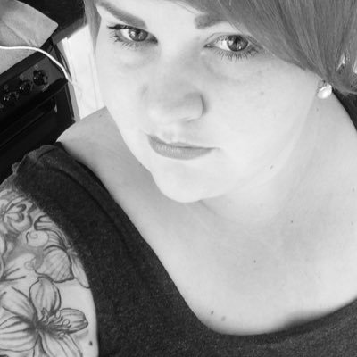 im Dani, I love my job love my F&F, think of myself as down to earth my passion is my Beautiful son Dexter who I adore everything I do I do it for him!!! X