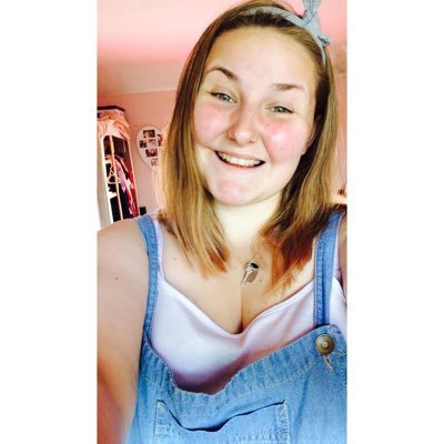 Music and concerts are my thing ❥ Busted and Ashley Horne follows ➼ ahfodtour 15/06/16 ➼ #TrendingLive - Tweeter Of The Week (28th April - 5th May)