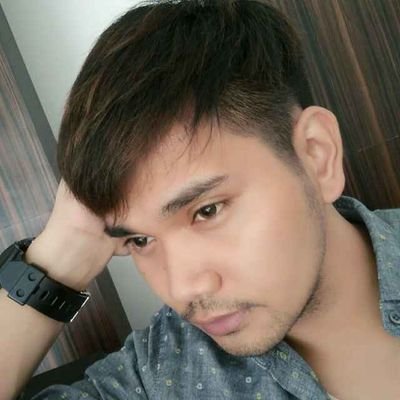 ChadErezo's profile picture. I Love Your #Bubbles | Instagram @ChadErezo 
Pomeranian Lover
Dog Lover