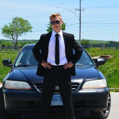 TheWild1Sean's profile picture. 