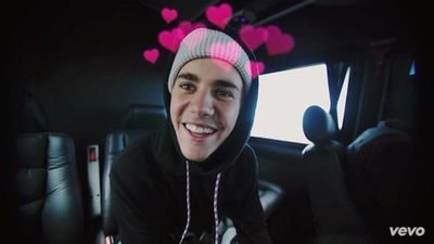 wildestbiebs_'s profile picture. I'm so proud of my vanilla muffin/ Esther followed me 24.07.16 at 4:18pm