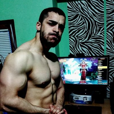 the best World of Warcraft player , streaming on https://t.co/ClhQvTl4PA 🇦🇷