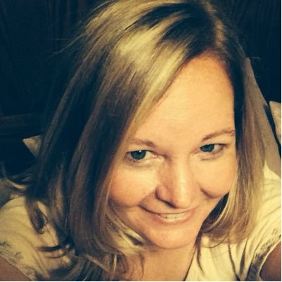 mom2twoboys09's profile picture. 