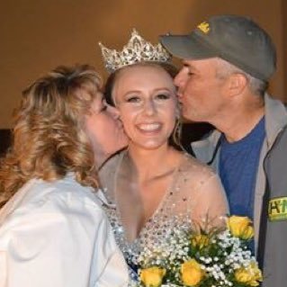 csee12's profile picture. 