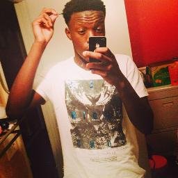 dezzie2133's profile picture. 