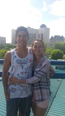 braxtoofast's profile picture. Julie ❤