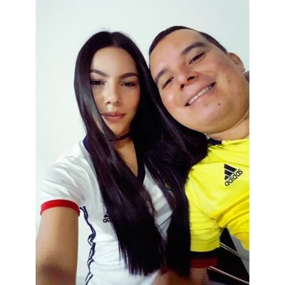 dinatoloza1's profile picture. 