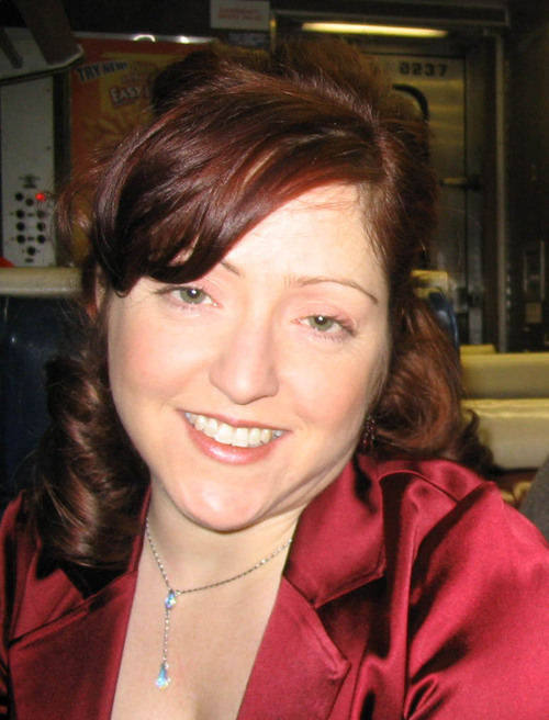 lindahowley's profile picture. 