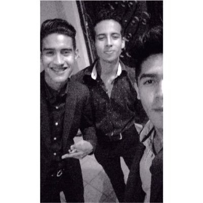 snap:diegoflores24 insta:diegoflores22