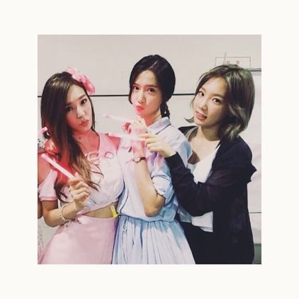 Fanbase for 소녀시대 especially Yoona, Taeyeon, and Tiffany ^^ Keep love and support SNSD and also Jung Soo Yeon! 화이팅. Jigeumeun SNSD ♥