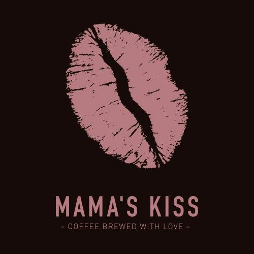 Mama’s Kiss vous propose sandwiches, salades, pizzas, mais aussi crêpes, gaufres, café, boissons chaude et glaces. Le tout dans un cadre unique et chaleureux !