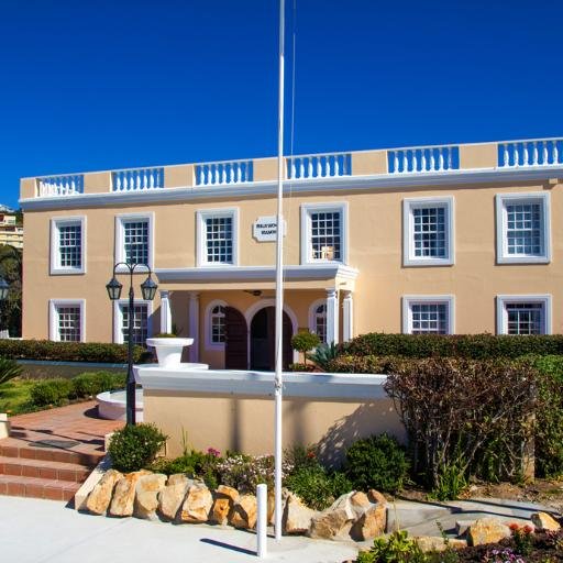 Milkwood Manor on Sea four star guest house, Plettenberg Bay. Sun, sand and surf - A World Apart