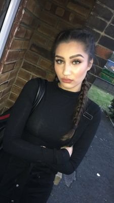 sinaanl's profile picture. her insan öldürür sevdiğini
ama herkes öldürdü diye ölmez....