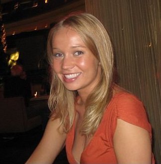 Neucky's profile picture. here for the discussion. all of ‘em. mom of 3. playing paddle tennis to stay sane. watching Stranger Things and listening to Taylor Swift. how you doing?