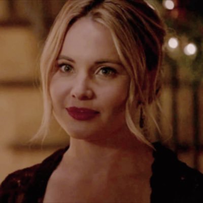 brave bartender – vampire – klaus