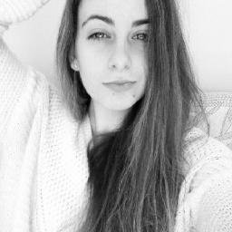 emilymaes3's profile picture. From Italy to NYC *add pizza emoji*