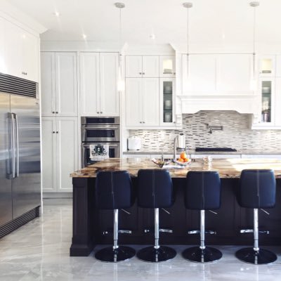 decordesign_ren's profile picture. Toronto Decor Design Renovations firm.