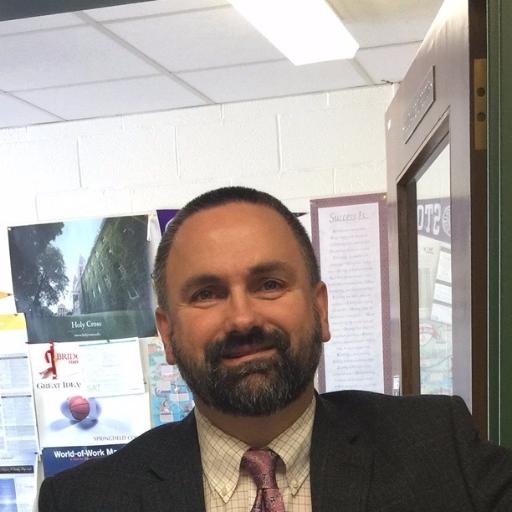 Educator, School Counselor, Past RISCA President, college hoops junkie, Husband, and Dad to 2 great boys. 🏀⛷🚴♂️