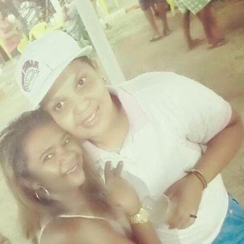 Alguem capaz de lhe surpreender,lhe decepsonar!
insta: fayeluh