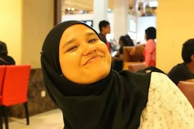 Kau tahu aku suka kau, tapi kau pura-pura ndak tahu. #LangsirMerah