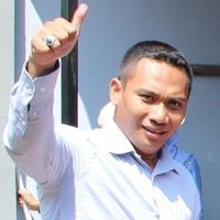 YaYaK (@indra_tutu) 's Twitter Profile