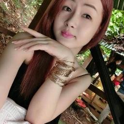 Rosamond_Hea's profile picture. i like all