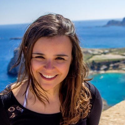 I´m a Ui/Ux Designer who aspires to reach new Design paradigms and grow as a professional. I feel a true devotion for solving UX problems.