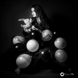 PetitSuicidaire's profile picture. Manipulatrice à ses heures perdues, sarcastique par habitude et garce au quotidien.