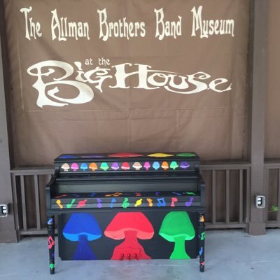 The Allman Brothers Band Museum: the house where members of The Allman Brothers Band, their roadies, friends, and families lived until 1973.