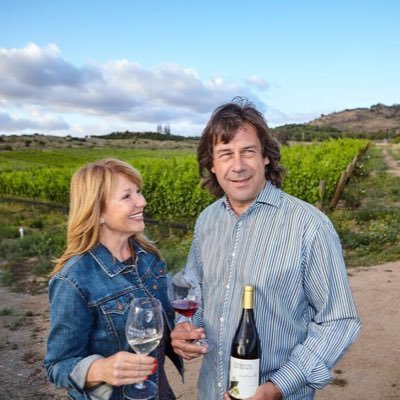 #SoCal #estatevineyard and #winery dedicated to crafting premium wines from #Rhone varietals, #foodie, #horselover, #traveler Instagram: @domaine_artefact