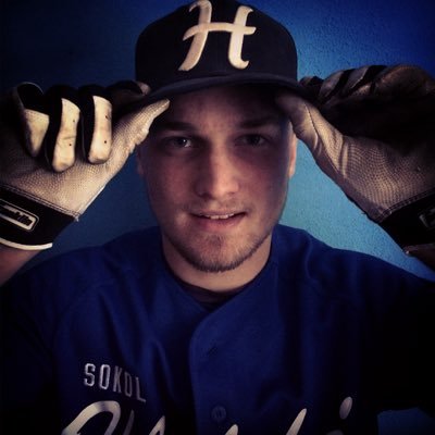 dvomates's profile picture. 