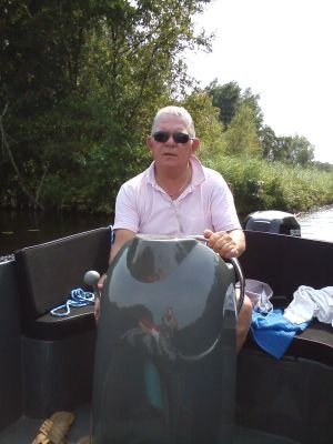 Gehuwd, vader, watersport, wandelen, natuur, creatief, humor. Wie Kent Nederland. NijverdalObjectief. Lid WMO raad Hellendoorn. Marketing, communicatie en tekst