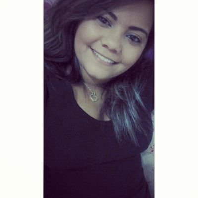 Carioca;
Flamenguista;
Capricorniana;
Solteira;