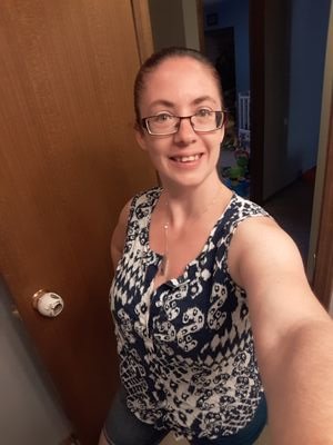 Health and fitness coach, mother of 2, nurse. Love life and trying new exciting things. love to read and hike, camp and fishing.