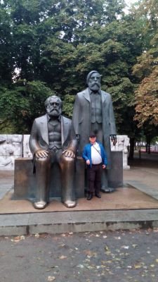 RAMIROSERNAJARA's profile picture. Economista, Especialista en Gestión Empresarial.