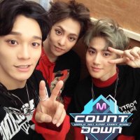 鐘大 (@_____32xo) Twitter profile photo