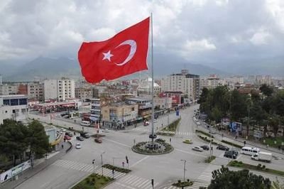 Ülken için yaşa. Aşkın için Öl.
gülnarlı 🟢🇹🇷🇦🇿🇹🇷 🏘️#evdekal 🇹🇷
