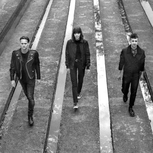 http://t.co/piGoqHxm31
Indie Band / Producing / Playing / Dancing