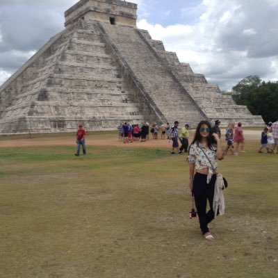 AmparoRgrisales's profile picture. ღ ღ ღ The same man that makes me angry a lot, is what makes me the happiest.♥♥♥ •MADE IN COLOMBIA•